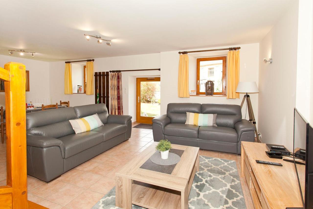 Stone Cottage With Modern Cosy Interior Near To Josselin Perfect Retreat For Writers Or Star Gazers Guégon Exteriör bild